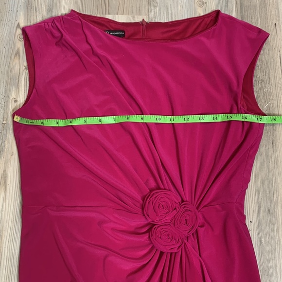 🆕NWT New Directions Fuchsia Sleeveless Rosette Dress - Picture 6 of 9